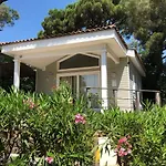 Saint Tropez -parc Oasis * Гассен