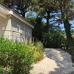 Дом отдыха Saint Tropez -parc Oasis Гассен