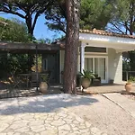 Дом отдыха Saint Tropez -parc Oasis *